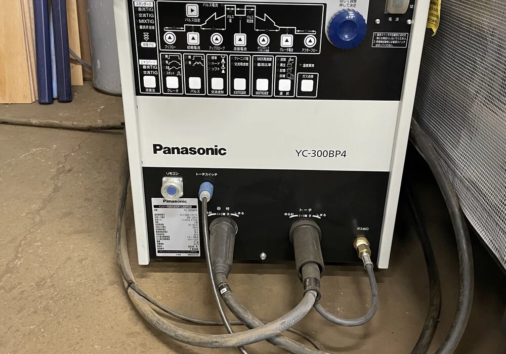 TIG溶接機 (BP4シリーズ)YC-300BP4